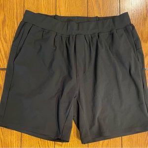 EUC Glyder men’s Turf Shorts, black, size large